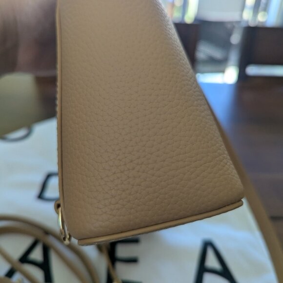 Oleada Mini Anchor Bag 4-way Wear Top Grain Leather Classic Minimal in Camel Tan - Picture 11 of 15